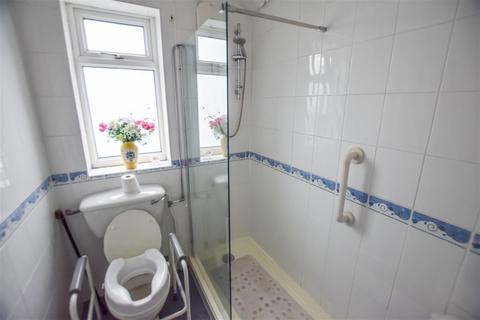 19 Barrows Green Lane, Widnes, WA8 3JN