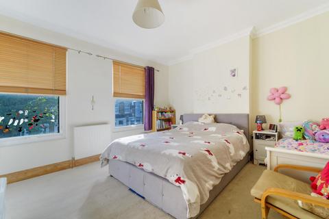 42 Hamilton Road, Brentford, TW8 0QF