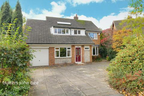 5 bedroom detached house for sale - The Broadway, Nantwich