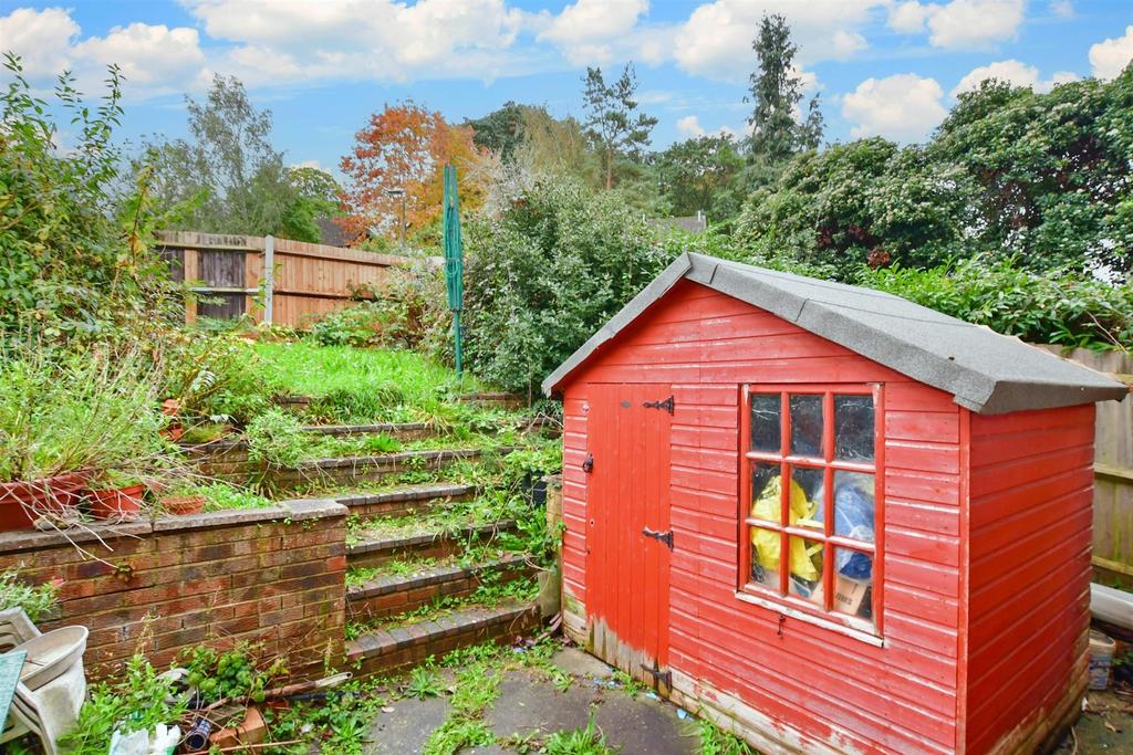 Churchill Avenue, Chatham, Kent 3 bed semidetached house for sale £