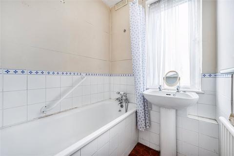 26 Lexden Road, London, W3 9NZ