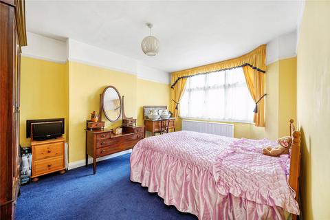 26 Lexden Road, London, W3 9NZ