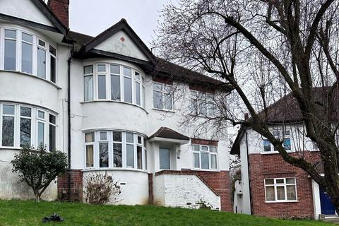 13 Sandall Close, London, W5 1JE