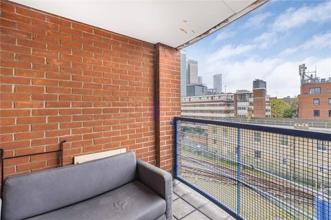 undefined, Poplar High Street, London, E14