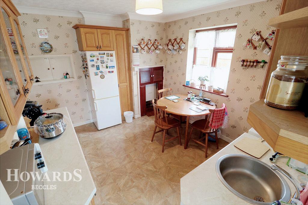 Mill Road, Ashby St Mary 3 bed detached bungalow for sale £350,000