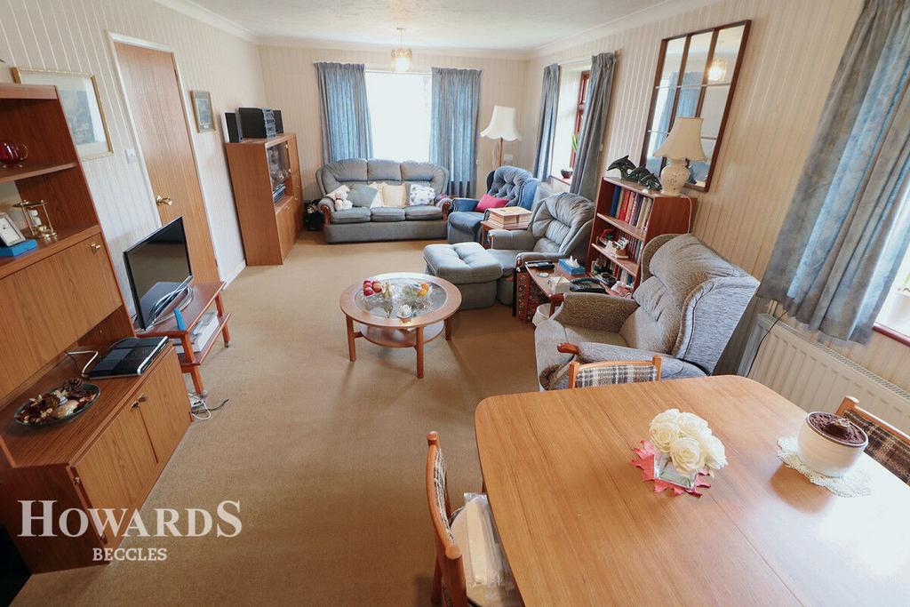 Mill Road, Ashby St Mary 3 bed detached bungalow for sale £350,000