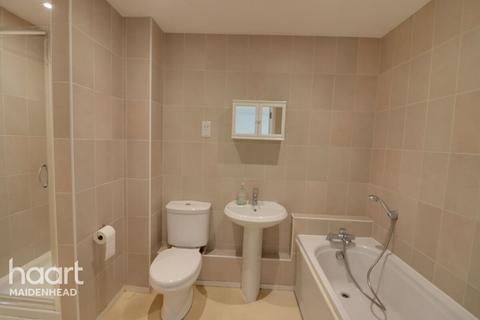 2 bedroom apartment for sale, St Ives Road, Maidenhead