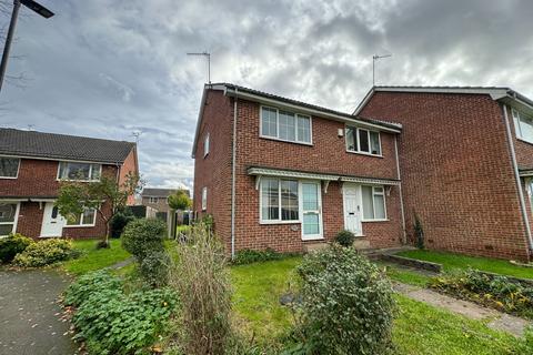 2 bedroom semi-detached house to rent, Staunton Road, Doncaster