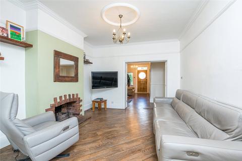 27 Clieveden Road, Southend-on-sea, SS1 3BJ