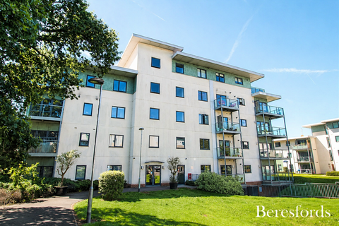 2 bedroom apartment to rent, Adlington House, Rollason Way, CM14