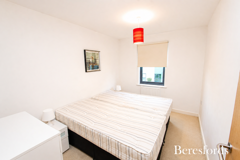 2 bedroom apartment to rent, Adlington House, Rollason Way, CM14