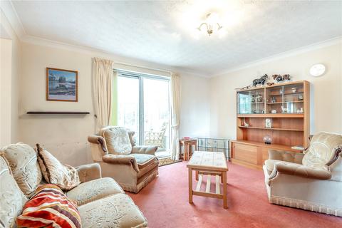 9 Brook Close, Northleach, Cheltenham, GL54 3PE