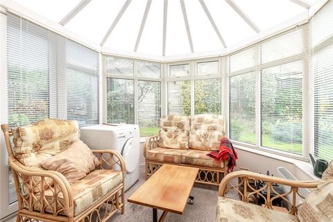9 Brook Close, Northleach, Cheltenham, GL54 3PE