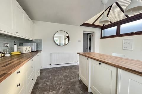 8 Ebrington Road, Exeter, EX2 8JQ