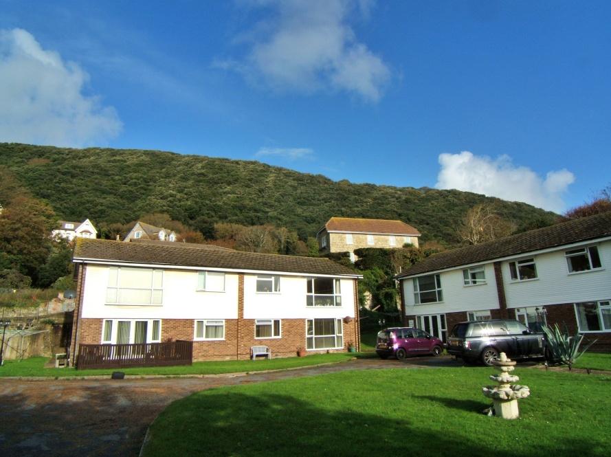 Spring Hill Court, Ventnor PO38 1 bed apartment for sale £159,950