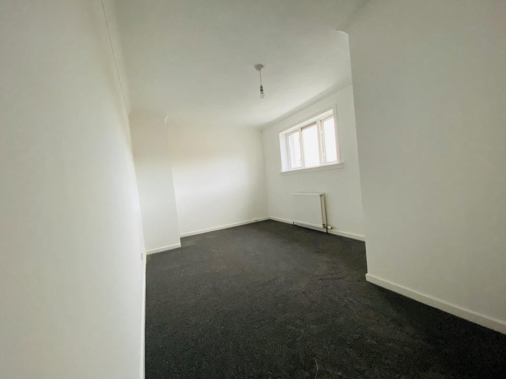 36 Clarinda Drive, Dumfries, DG2 0 LX - Braidwoods