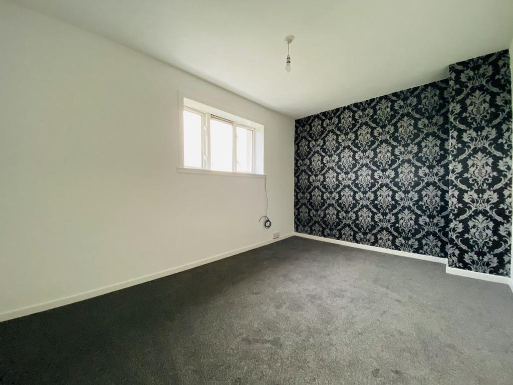 36 Clarinda Drive, Dumfries, DG2 0 LX - Braidwoods