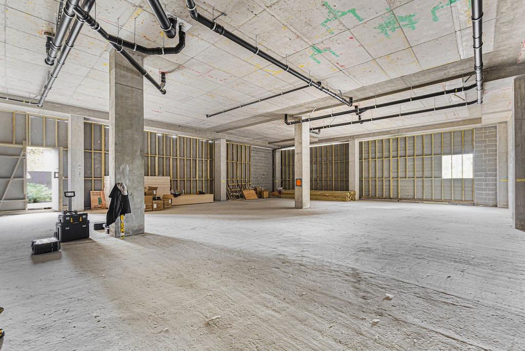 19 Waterden Road, London, E20 3AN Retail property (high street) to rent £6,583 pcm (£1,519 pw)