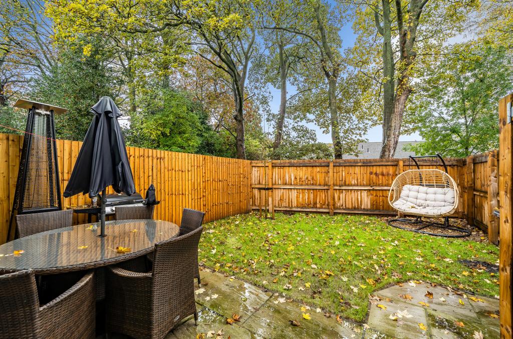 Woodleigh Close, Harrogate, North... 2 bed semidetached house for sale
