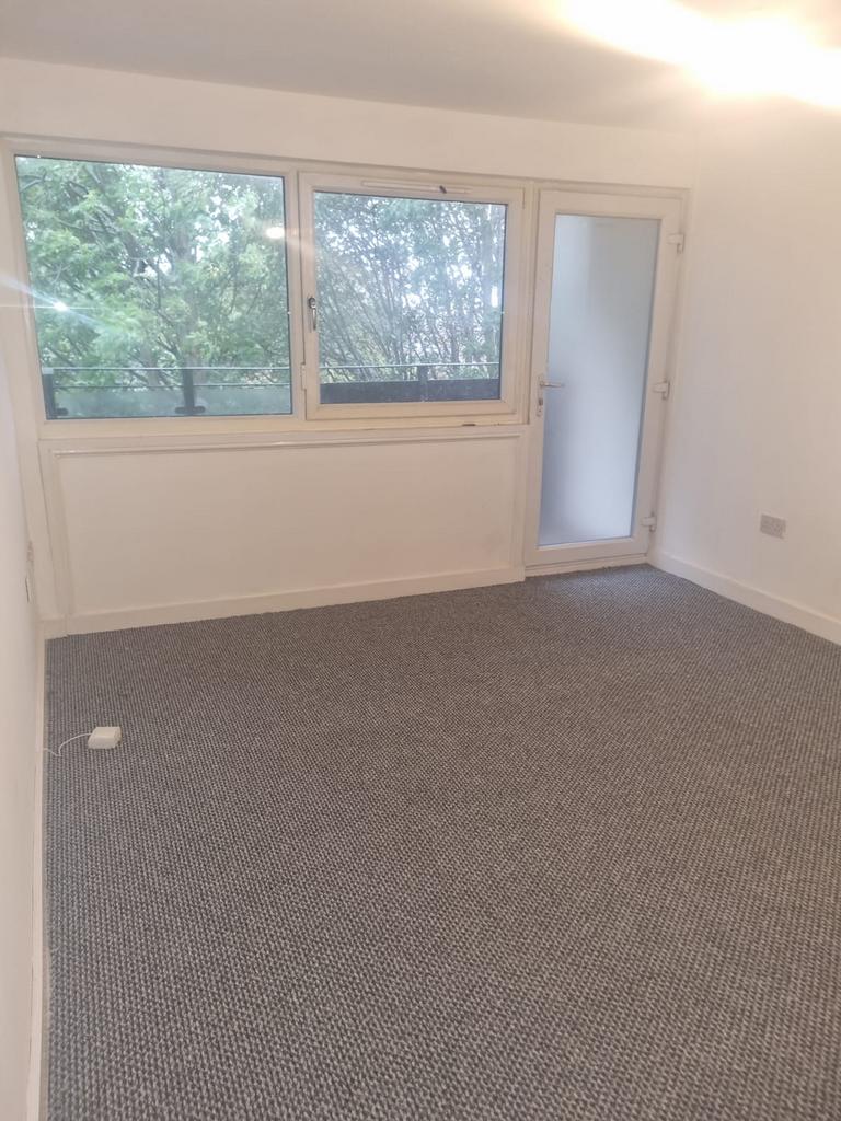 Jason Street, Liverpool, L5 3 bed flat - £650 pcm (£150 pw)