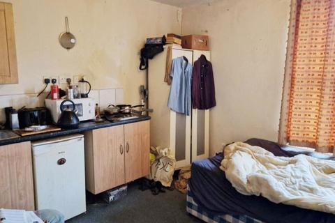 4 bedroom property for sale - Wilford Crescent East, Nottingham, Nottinghamshire, NG2 2ED