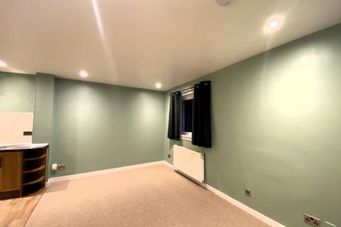 1 bedroom flat to rent, Bonaly Rise, Bonaly, Edinburgh, EH13