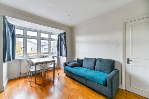 3 bedroom flat for sale, Rowan Road, Streatham Vale, London, SW16