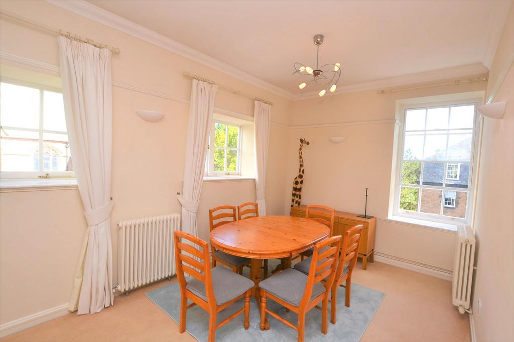 Apartment in Edinburgh, Newington - View 4