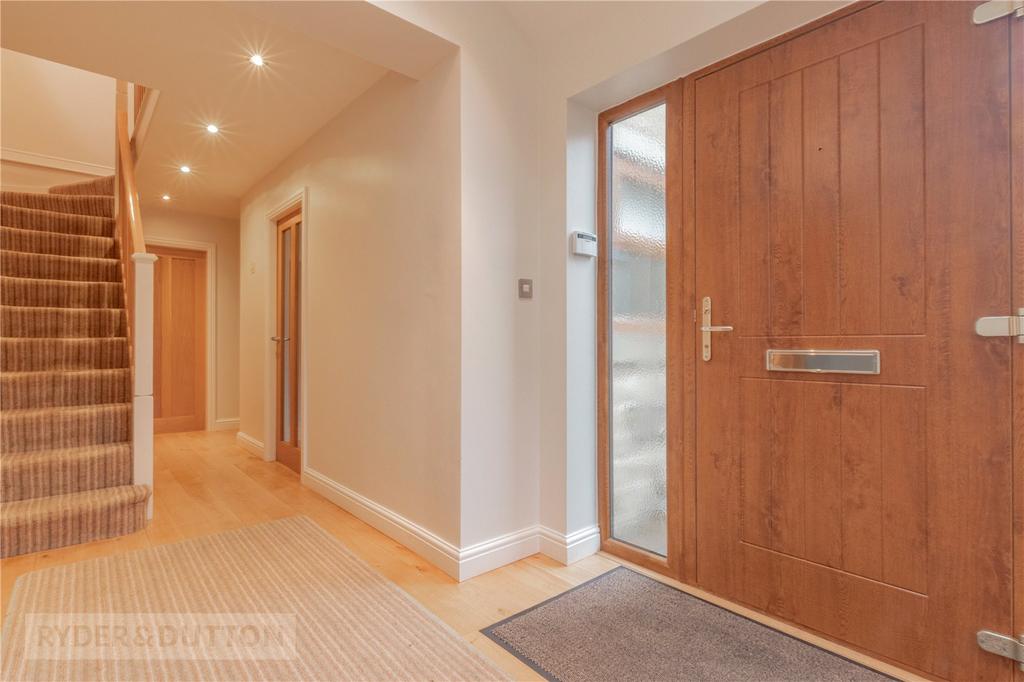 Primrose Lane, Highburton, Huddersfield, West Yorkshire, HD8 4 bed