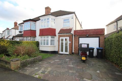 4 bedroom semi-detached house to rent, Langham Gardens, North Wembley