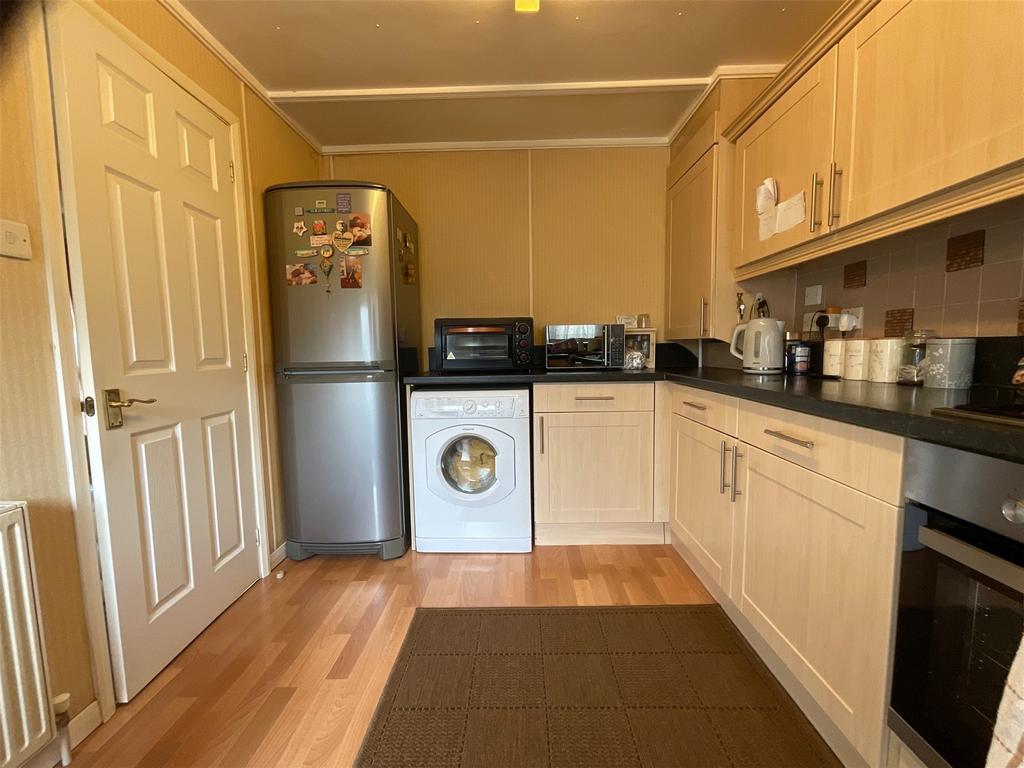 Broadway Park, Petersfield, Hampshire 2 bed park home for sale £200,000