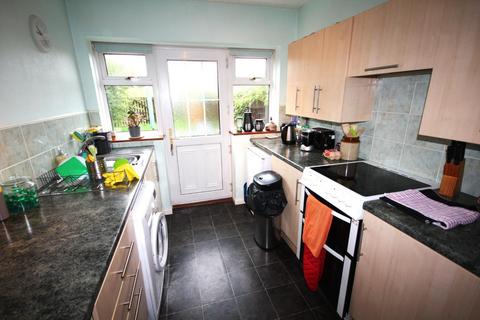 2 bedroom flat to rent, Cairns Drive, Balerno, EH14