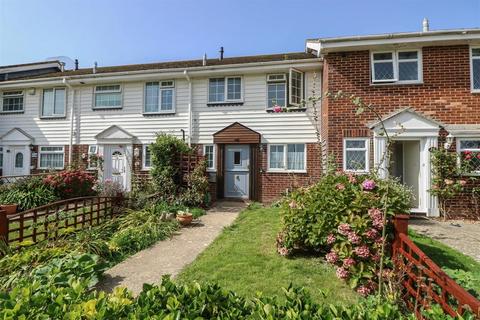 2 bedroom terraced house to rent, Horsefield Road, Selsey, Chichester, PO20