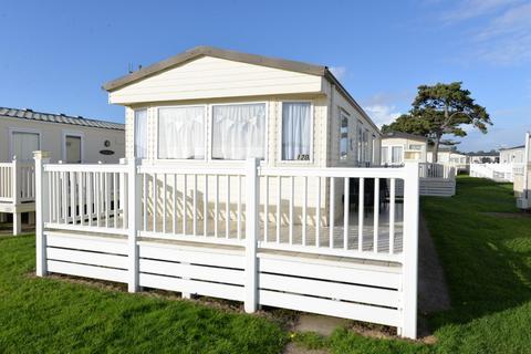 2 bedroom park home for sale, Chewton Sound, Naish Park, Christchurch Road, New Milton, BH25