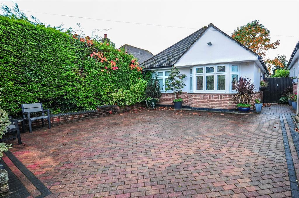 Connaught Crescent, Branksome, Poole, Dorset, BH12 3 bed bungalow for