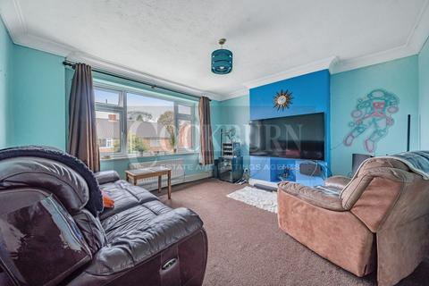 28 Model Farm Close, London, SE9 4DR