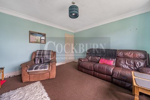 28 Model Farm Close, London, SE9 4DR