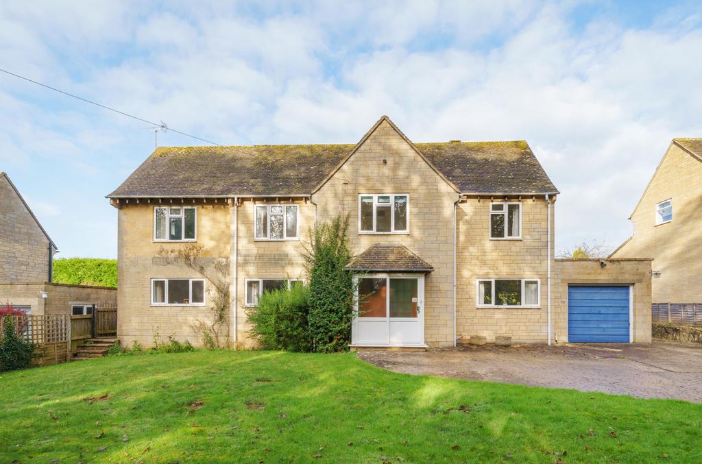 The Whiteway, Cirencester, Gloucestershire, GL7 4 bed detached house