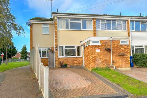 undefined, Wraysbury, Berkshire