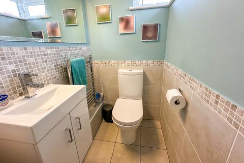 1 Poulcott, Wraysbury, Staines, TW19 5DN