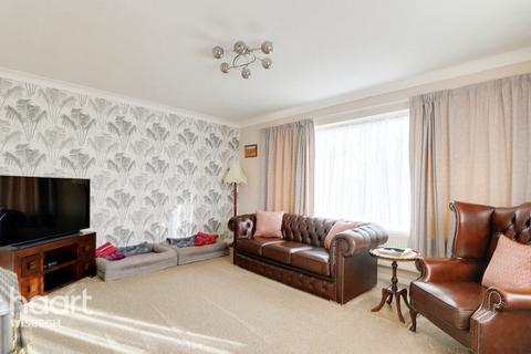 4 bedroom chalet for sale, St Martins Road, Wisbech