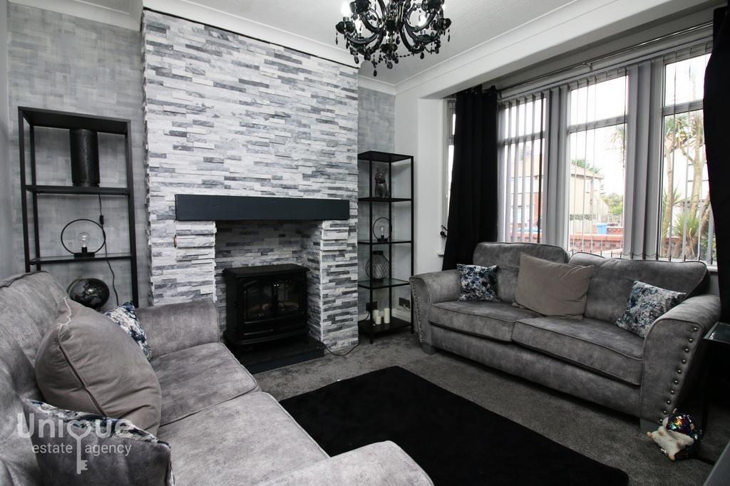Beach Road, Fleetwood, FY7 3 bed terraced house for sale £159,950
