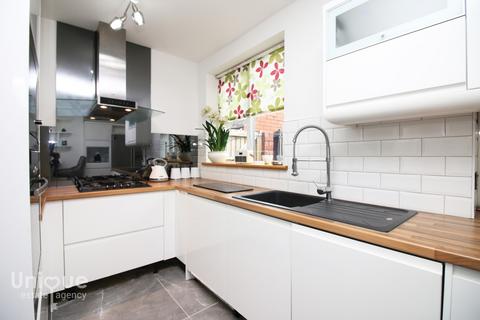32 Beach Road, Fleetwood, FY7 8PT