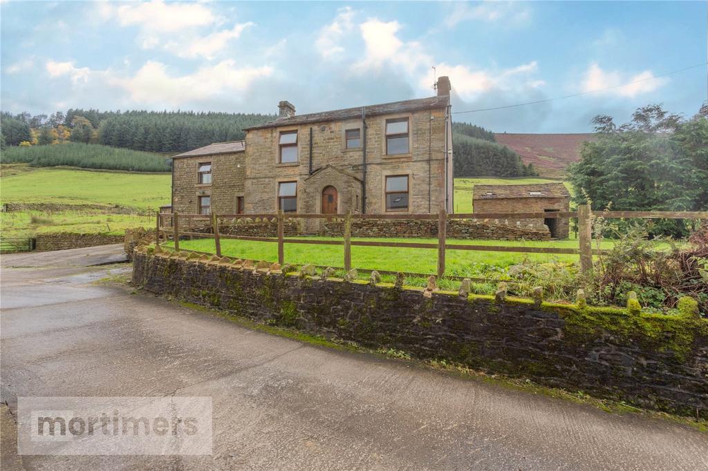 Thornley Road, Chaigley, Clitheroe, Lancashire, BB7 5 bed detached