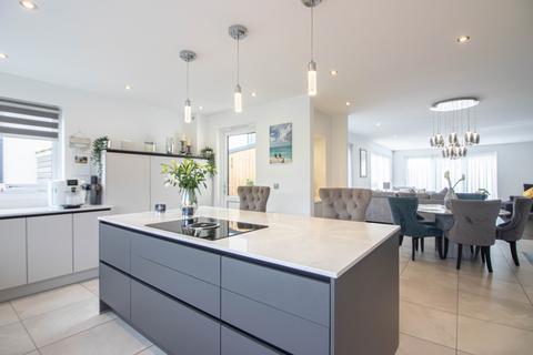 2 Baxter Green, Bramcote, Nottingham, NG9 3TB