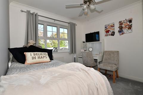 57 Caspian Way, Swanscombe, DA10 0LD