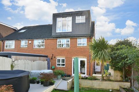57 Caspian Way, Swanscombe, DA10 0LD