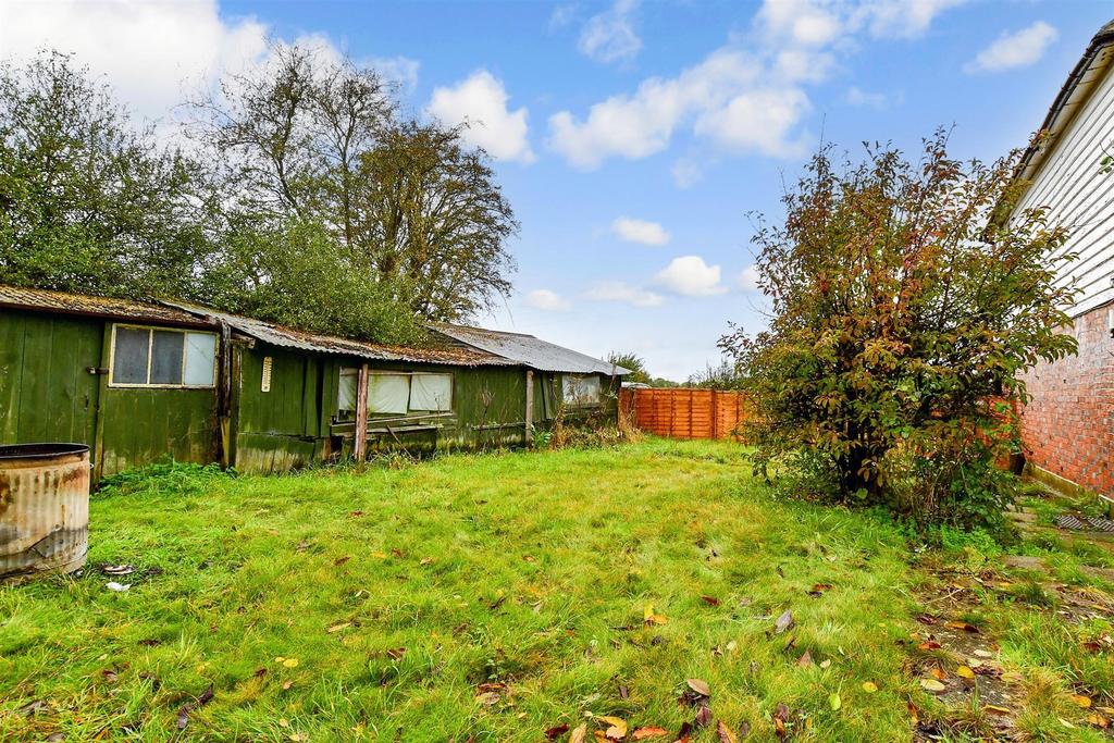Weald North, Smarden, Ashford, Kent 2 bed cottage for sale £300,000