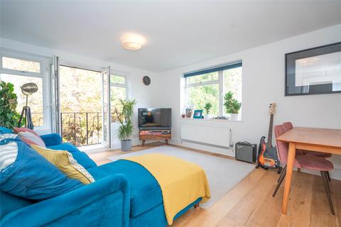 2 bedroom apartment for sale, Barnard Hill, London, N10