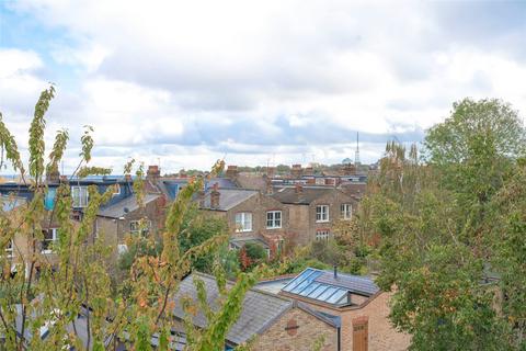 2 bedroom apartment for sale, Barnard Hill, London, N10